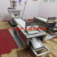 市面上比較好的搟面皮機涼皮機啥樣？